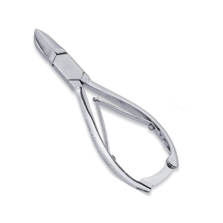 NAIL AND PEDICURE CUTTER